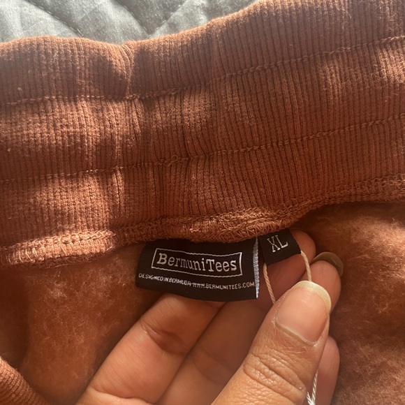 Rust Hoodie with White Graphic sweat suit - Picture 7 of 9